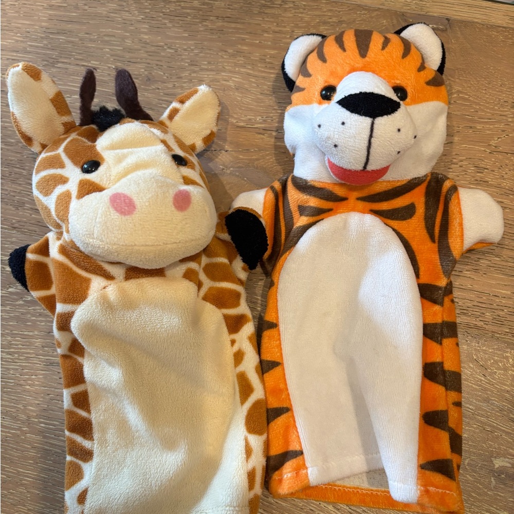 Plush Tiger and Giraffe Hand Puppet Set - Orange, Brown Melissa and Doug
